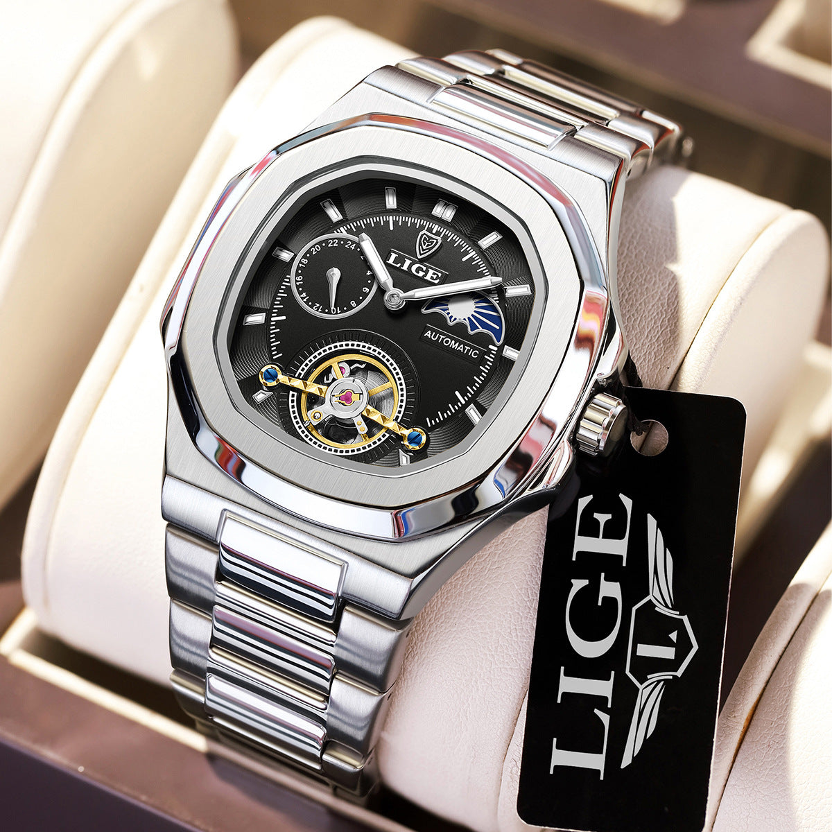 Silver men's fashion business automatic mechanical watch with black dial and stainless steel band
